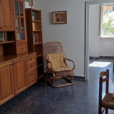 Holiday home Casa Caterina, Fresca E Tranquilla Vicino Al Mare Borgio Verezzi